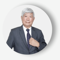 นายแพทย์พินิจ กุลละวณิชย์